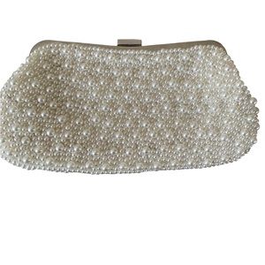 Amazing Vintage Faux Pearl Clutch